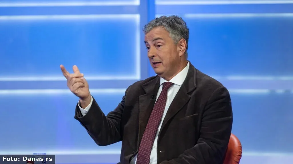 Šoškić: Njihovi navodno veliki znalci su uglavnom priučeni ljudi sa kupljenim diplomama