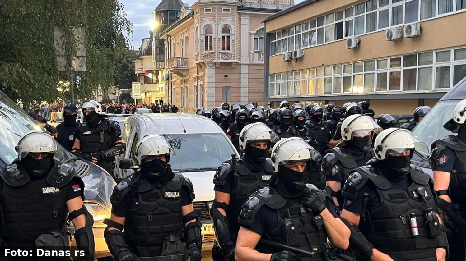 Valjevski studenti dali policijskim rukovodiocima rok od 24 sata za ostavke